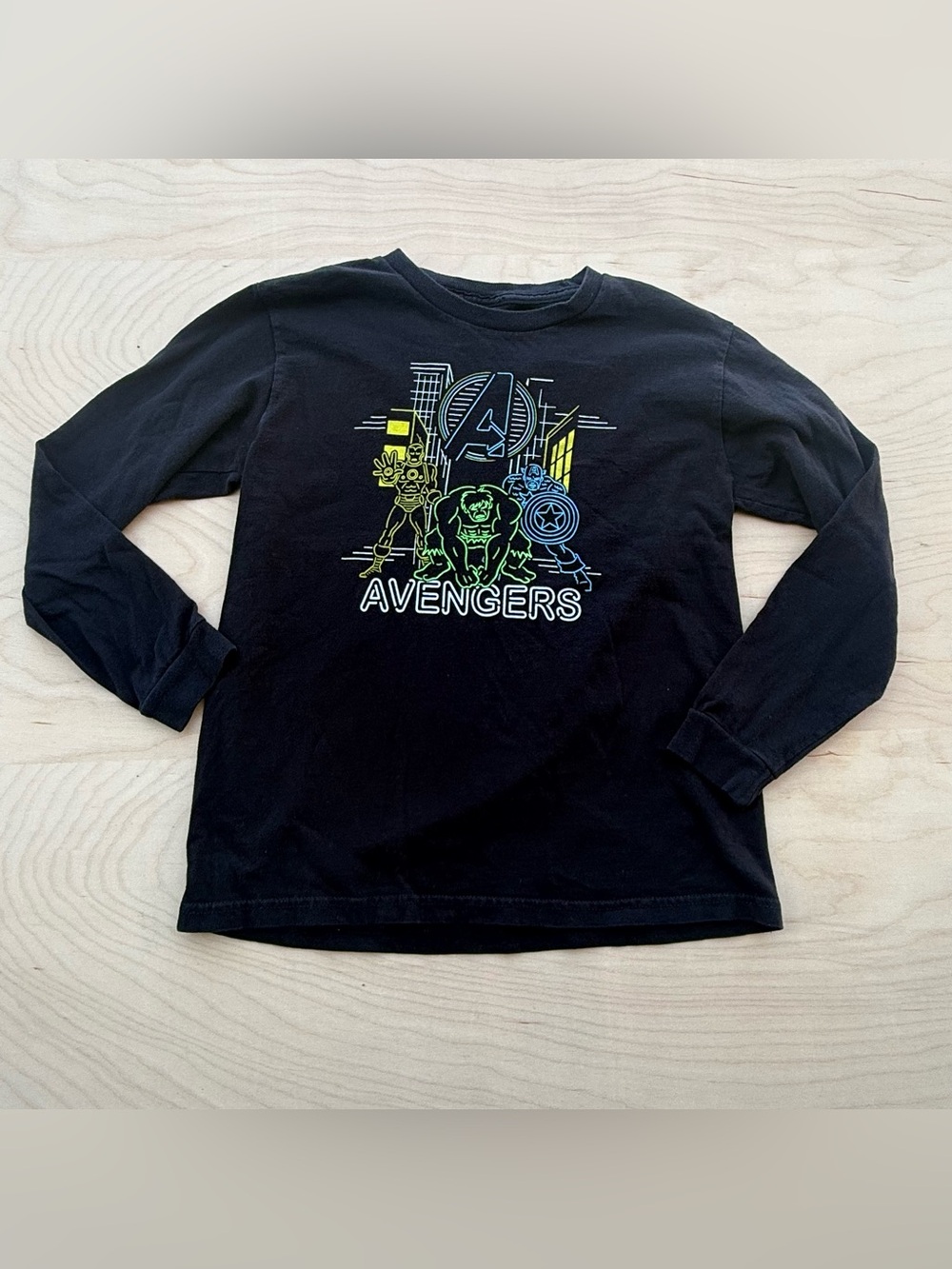 Marvel Avengers Boys Long Sleeve Cotton Graphic Tee Black w/ Neon Design size 10
